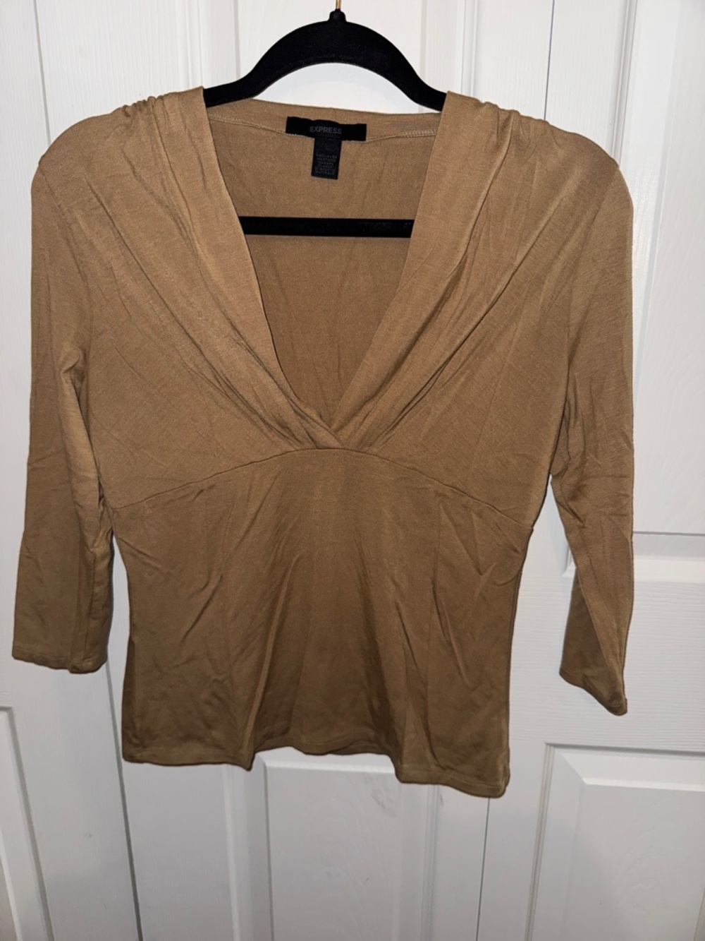 Express Women's Tan V-Neck Long Sleeve Top (CL)
